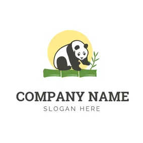 パンダのロゴ Cute Panda and Green Bamboo logo design